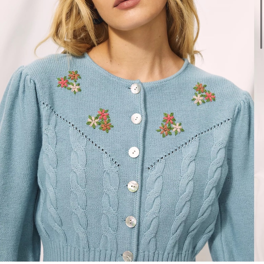 Wilfred
Canto Cardigan